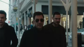 Ray-Ban sunglasses worn by Supervisory Special Agent Remy Scott (Dylan McDermott) in FBI TV show wardrobe (Season 5 Episode 17)