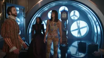 Muéstrame tu mono recortado Mumu Jacksonville usado por Jane como se ve en The Flash (S09E08)