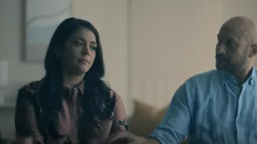 Zara Em­broi­dered Se­quin Shirt worn by Melissa Gimble (Cecily Strong) as seen in Schmigadoon! (S02E01)