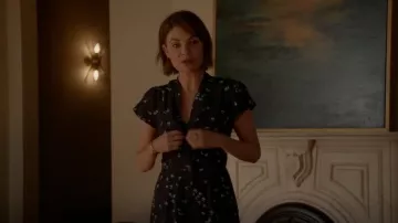 Rebecca Taylor Leandra Vestido usado por Taylor Rentzel (MacKenzie Meehan) como se ve en Bull (S06E02)