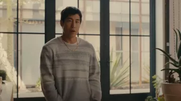 Alfani Ab­stract Long Sleeve Pullover worn by Paul Cho (Young Mazino) as seen in BEEF (S01E03)