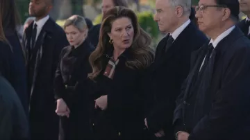 Burberry Sandridge Check Panel Cotton Gabardine Trench Coat worn by Katherine Hastings (Ana Gasteyer) as seen in American Auto (S02E11)