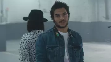 The Levi's denim jacket worn by Amir in the clip De l'Amour in Urgence Homophobie