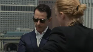 Jacques Marie Mage Jax Sun­glass­es worn by Kendall Roy (Jeremy Strong) as seen in Succession (S04E03)