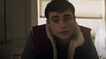 Patagonia Bivy Down Reversible Vest worn by Jonathan Kent (Jordan Elsass) as seen in Superman & Lois (S03E05)