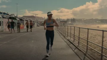 The Upside Leila Color-Block Stretch Leggings worn by Amy Kwan (JJ Fong) as seen in Wellmania (S01E01)
