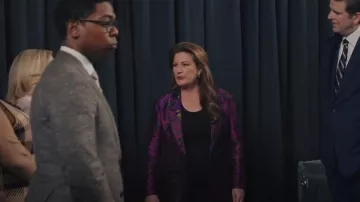 Etro Multicolor Brocade Blazer worn by Katherine Hastings (Ana Gasteyer) as seen in American Auto (S02E12)