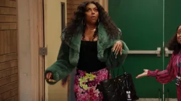 Gucci GG Matelasse Medium Tote worn by Ava Coleman (Janelle James) as seen in Abbott Elementary (S02E21)