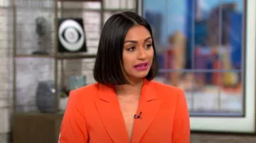 Tahari ASL Colorblocked Boyfriend Blazer en Tomate Hot Pink usado por Shanelle Kaul como se ve en CBS Mornings el 12 de abril de 2023