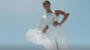 Cult Gaia Jadis Top worn by Elena Roarke (Roselyn Sánchez) as seen in Fantasy Island (S02E09)