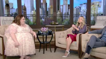 Jessa Kae Posh Petal Vestido usado por Chrissy Metz como se ve en LIVE with Kelly and Ryan el 12 de abril de 2023