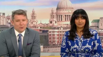 Robe chemise imprimée mousson portée par Ranvir Singh vue dans Good Morning Britain le 13 avril 2023