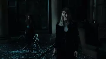 Le costume porté par Mangemort / Narcissa Malfoy (Helen McCrory) dans le film Harry Potter et les Reliques de la mort - 1ère partie