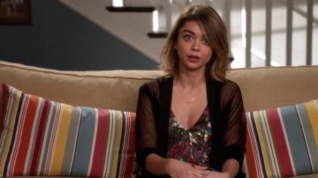 Le gilet Aallsaints de Haley Dunphy dans Modern Family