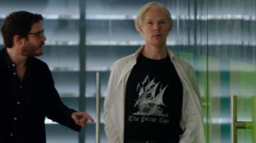 Camiseta de Benedict Cumberbatch "The Pirate Bay" en The Fifth Power