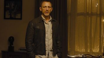 The leather jacket Levi s James Bond (Daniel Craig) in Skyfall