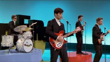 La guitare Rickenbacker 360-12 de Jimmy (Johnathon Schaech) dans That Thing You Do!