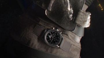 La montre Omega Speedmaster de George Clooney dans Gravity