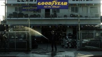 La tienda de neumáticos Goodyear en Fight Club