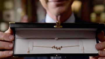 Bracelet Tiffany & Co. of Elizabeth North (Portia de Rossi) in Scandal