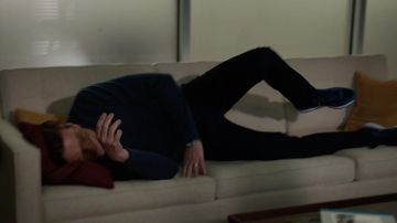 Zapatilla nike azul de Bobby Axelrod en Billions