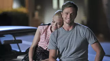 Le top à carreaux Carven de Lemon Breeland dans Hart of Dixie