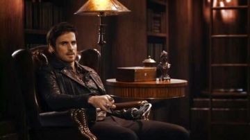 La chaqueta Belstaff usada por Robin Hood (Sean Maguire) en Once Upon a Time S04E22