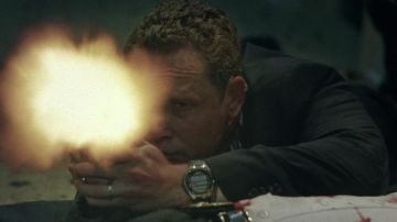 El reloj Casio Wave Ceptor de Cole Hauser en La caída de la Casa Blanca
