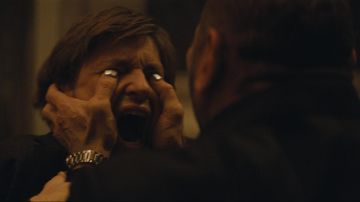 Las uñas de hierro del Sr. Hinx (Dave Bautista) en Spectre