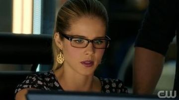 Pendientes "Peacock Feather" de Felicity en Arrow