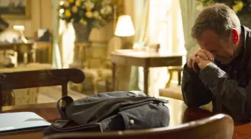 Black bag of Jack Bauer in 24 hours