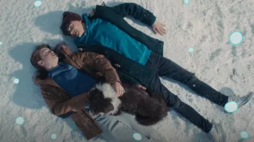 Carhartt WIP Trapper Parka porté par Nick Nelson (Kit Connor) vu dans Heartstopper (S01E02)