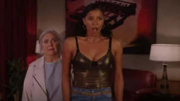 Only Hearts Pinup Body porté par Wickie Roy (Renée Elise Goldsberry) comme on le voit dans Girls5eva (S02E02)
