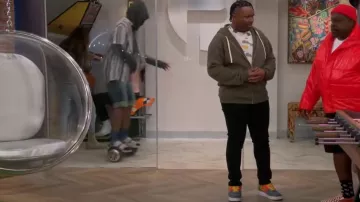 Nike Air Force 1 '07 LV8 'Dark Sulphur Tie-Dye' Sneaker worn by Marty Butler (Marcel Spears) as seen in The Neighborhood (S05E18)