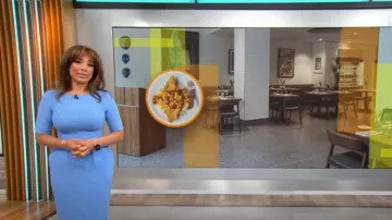 Asos Robe ondulée texturée portée par Michelle Miller comme vu dans CBS Mornings le 15 avril 2023