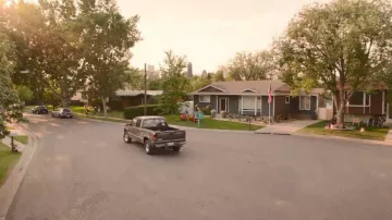 House of Joel Miller (Pedro Pascal) in The Last of Us TV series locations (Season 1 Episode 1)