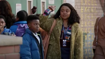 Zara Jacquard Limited Edition Coat worn by Janine Teagues (Quinta Brunson) as seen in Abbott Elementary (S02E22)