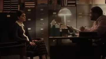 Alice + Olivia Dylan Windowpane Pants worn by Samantha Fink (Sofia Black-D'Elia) as seen in Single Drunk Female (S02E09)