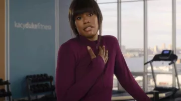 Lululemon Athletica ses manches longues Rulu portées par Kacy Duke (Laverne Cox) comme on le voit dans Inventing Anna (S01E01)