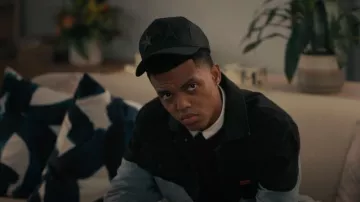 Casquette de baseball Amiri Star Patch portée par Will Smith (Jabari Banks) vue dans Bel-Air (S02E09)