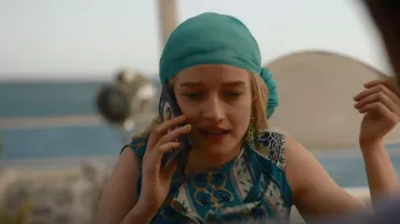 Sylvia Toledano Flow­ers Can­dies 22K-Gold-Plat­ed Earrings worn by Anna Delvey (Julia Garner) as seen in Inventing Anna (S01E02)