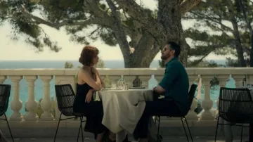 Robe Juliette de la Réforme portée par Anna Barton (Charlie Murphy) vue dans Obsession (S01E04)
