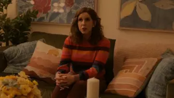 Kule The Holly Sweater usado por Joanna Gold (Vanessa Bayer) como se ve en I Love That for You (S01E08)