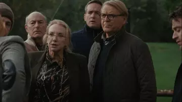 Kobi Halperin Sky­lar Print­ed Stretch Silk Shirt worn by Gerri Kellman (J. Smith-Cameron) as seen in Succession (S04E05)