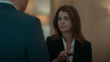 Theory Classic Fitted Shirt worn by Ambassador Kate Wyler (Keri Russell) as seen in The Diplomat (S01E02)