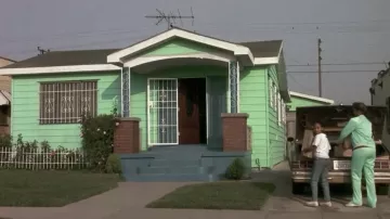 The house of of Brandi (Nicole Brown) is located 5906 Cimarron Street in Los Angeles in Boyz n the Hood