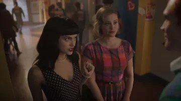 Vintage 1950s Medal­lion Plaid Cot­ton Dress worn by Betty Cooper (Lili Reinhart) as seen in Riverdale (S07E05)