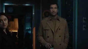 Ralph Lauren Purple Label Griggs Suede Trench Coat worn by Supervisory Special Agent Remy Scott (Dylan McDermott) as seen in FBI: Most Wanted (S04E19)