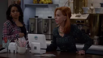Whistles Ab­stract Brush­stroke Mi­di Dress worn by Sheila (Swoosie Kurtz) as seen in Call Me Kat (S03E21)