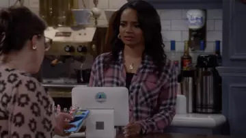Rails Hunter Plauid Shirt worn by Randi (Kyla Pratt) as seen in Call Me Kat (S03E21)